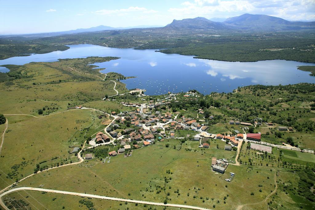 El Egio Guest House Cervera de Buitrago Eksteriør bilde
