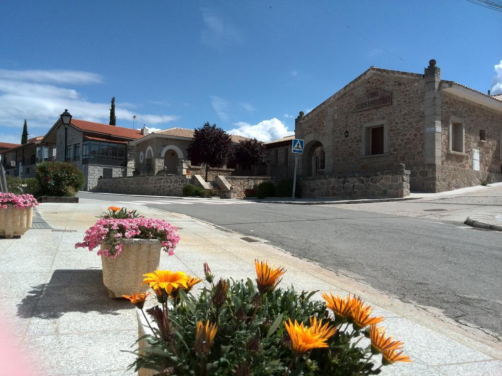 El Egio Guest House Cervera de Buitrago Eksteriør bilde