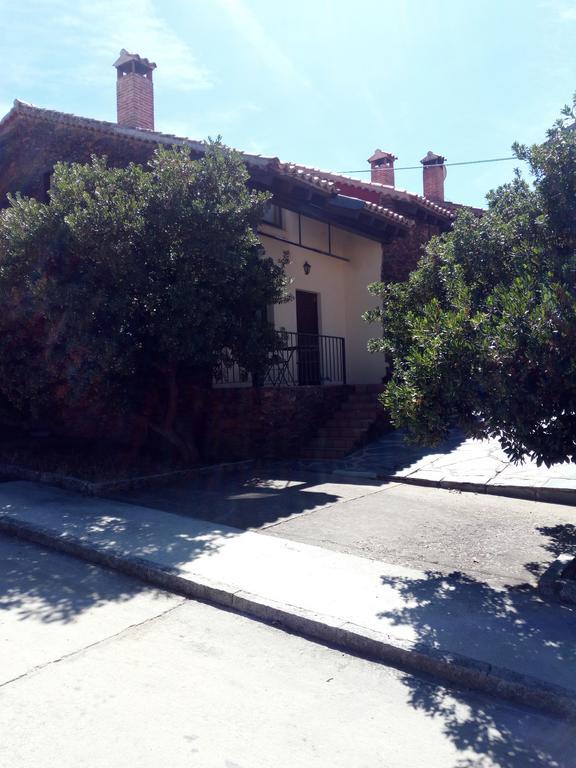 El Egio Guest House Cervera de Buitrago Eksteriør bilde
