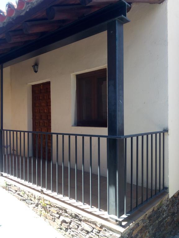 El Egio Guest House Cervera de Buitrago Eksteriør bilde