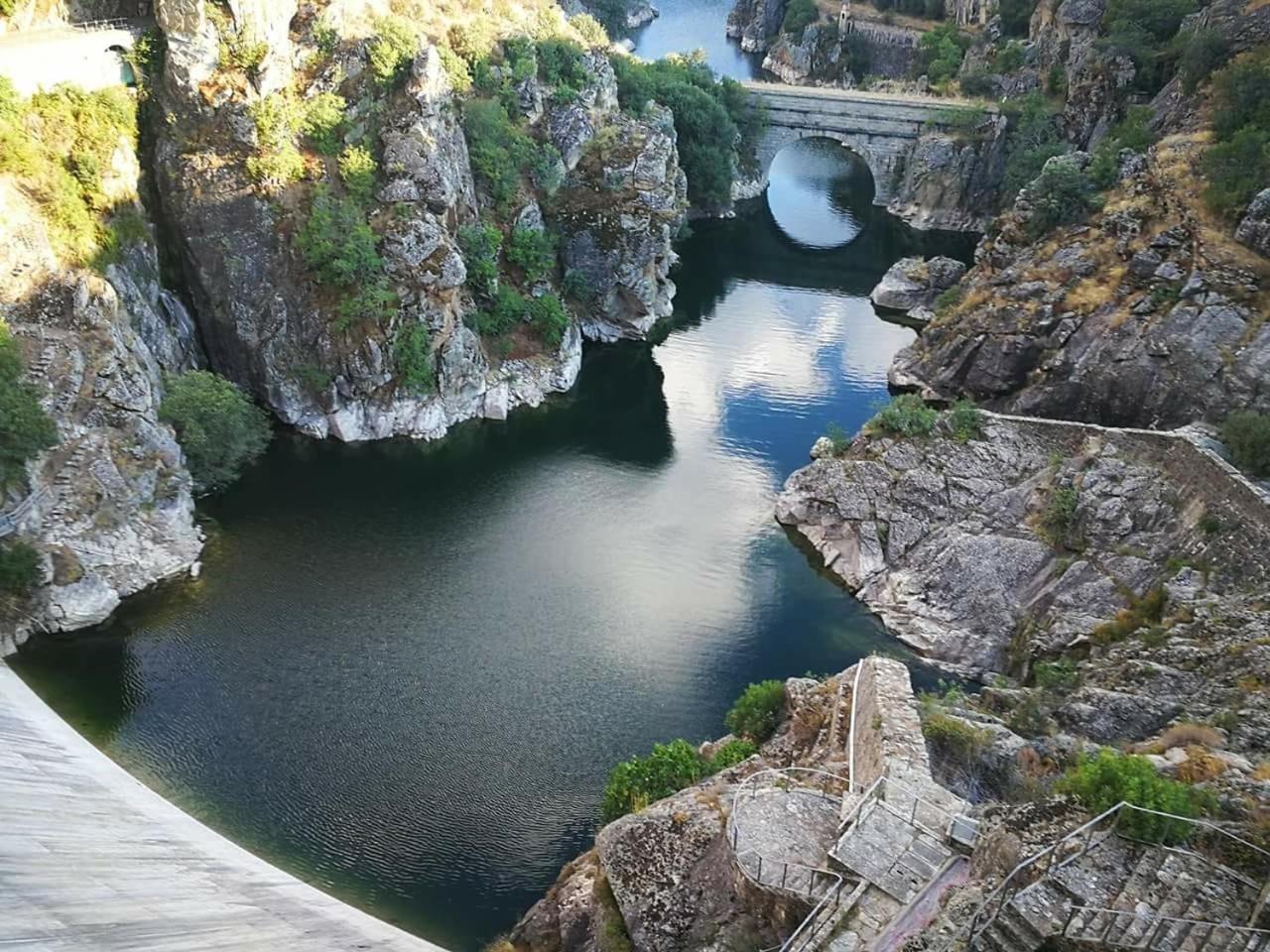 El Egio Guest House Cervera de Buitrago Eksteriør bilde